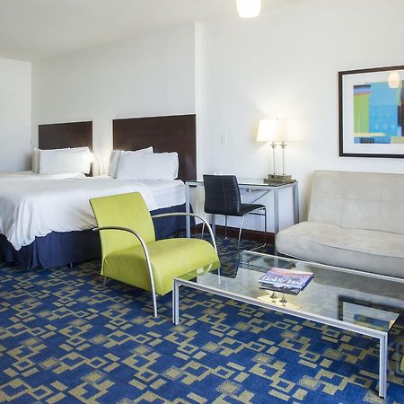 C Ocean Rentals At Strand Ocean Drive (Adults Only) Маямі-Біч Екстер'єр фото